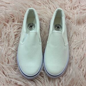 Men’s Size 7 Slip On Sneakers